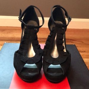 G by Guess Black suede heels